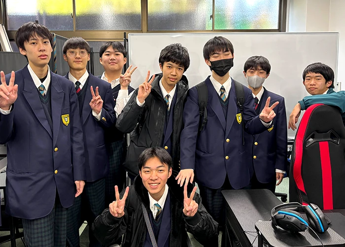 福岡第一高校 eスポーツ部の集合写真