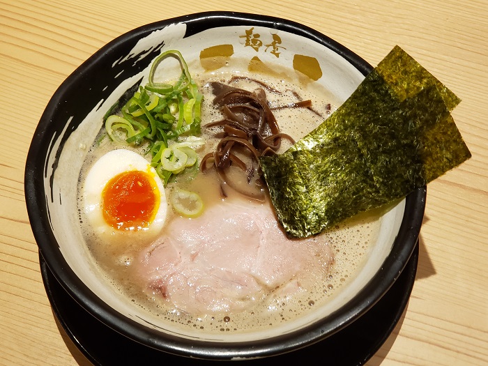 粕屋町で人気爆発！ 特濃泡ぶく豚骨。「麺屋 二極」ふるさとWish 粕屋町。豚骨戦士　福岡のラーメンを斬る！VOL.41