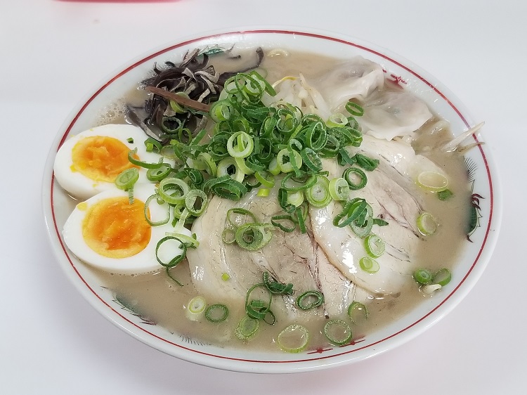 スープの秘密は良質な井戸水にあり　3種の豚骨で魅せる鞍手町「麺屋 心 」 ～年間300杯！ 豚骨戦士　福岡のラーメンを斬る！VOL.6～