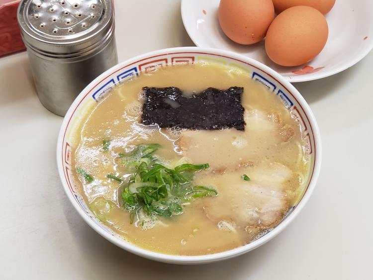 絶対啜るべき“昭和の豚骨ラーメン”「柳屋」　豚骨戦士　福岡のラーメンを斬る！ VOL.52〜ふるさとwish みやま市〜