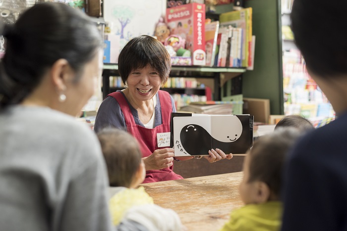 ママたちの心を癒やし寄り添う絵本屋さん「こどもの本専門店　エルマー」~ふるさとWish春日市~