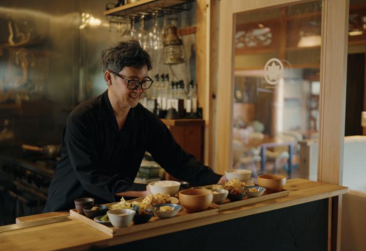 デザイン事務所が手掛ける築50年の古民家カフェ「かえでの杜」で味わうランチと憩いの時間(福岡・糸島市)【Oasis~心の休息地をめぐる旅〜】